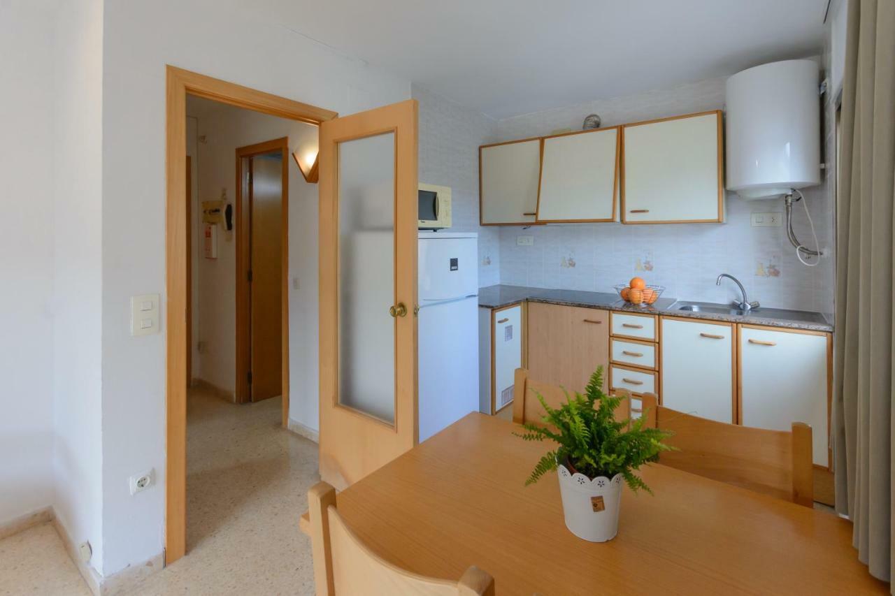 Sant Jordi Zeus Basic Apartment Salou Exterior photo