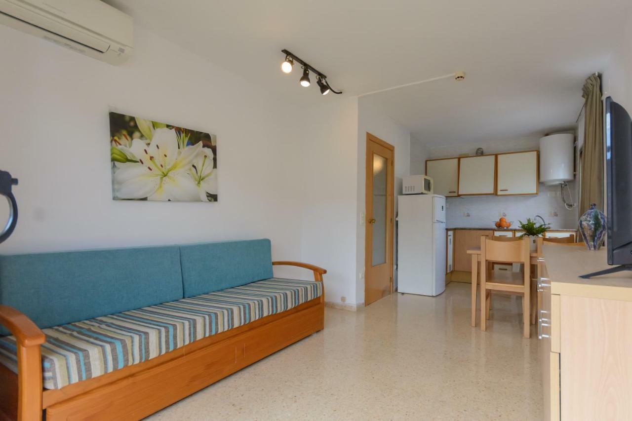 Sant Jordi Zeus Basic Apartment Salou Exterior photo